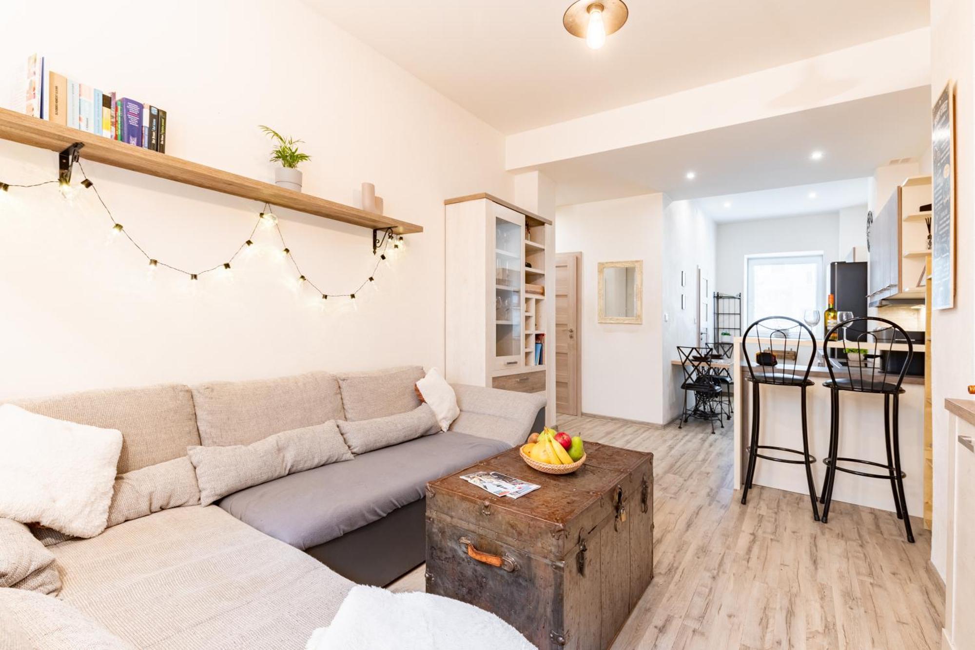 Апартаменти Charming Flat, Steps From Castle - Historic Part Братислава Екстер'єр фото
